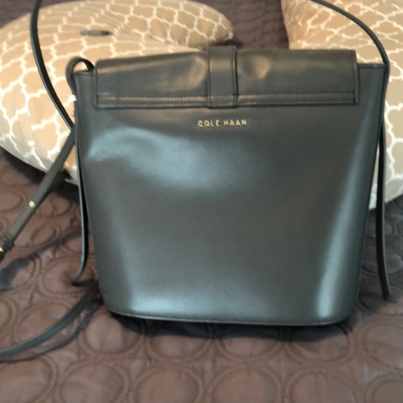 Handbag - Picture 2 of 2